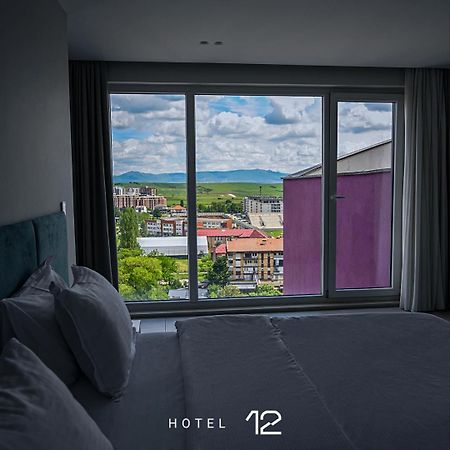 Gjakova Hotel 12 מראה חיצוני תמונה
