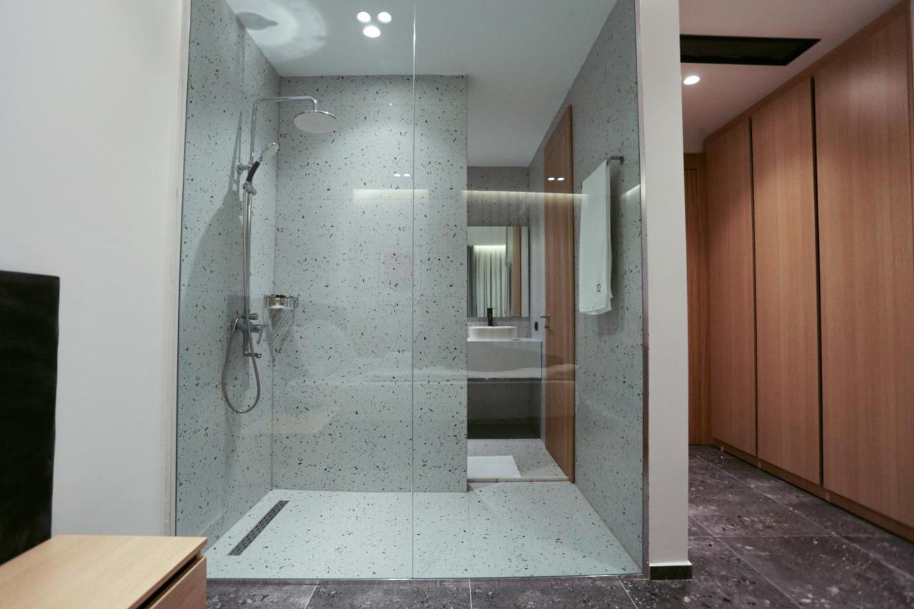 Gjakova Hotel 12 מראה חיצוני תמונה